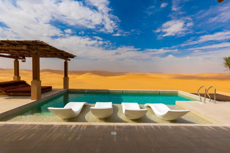 Bab Al Nojoum Bateen Liwa — Abu Dhabi